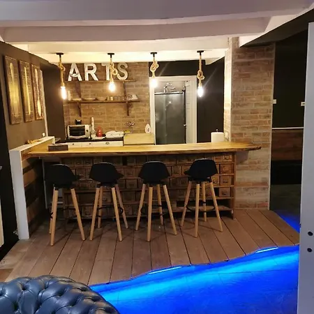 Apartment Sweet San Filippo Industry Style In Centro Citta Biella